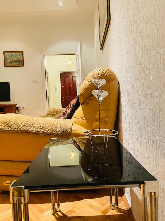 Appartamento Right In The Heart Of Podgorica! Esterno foto